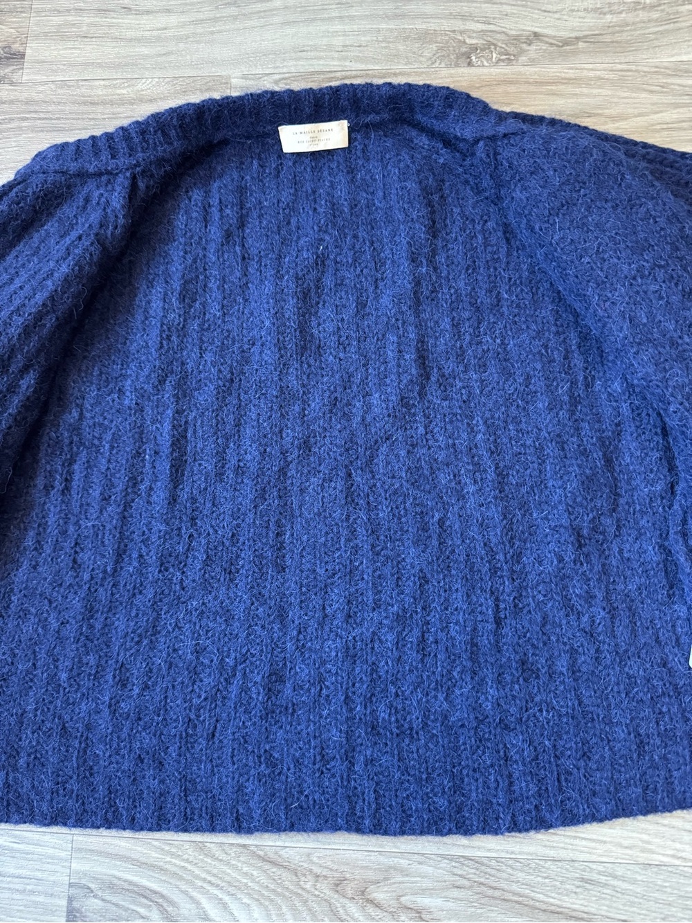 Sezane Emile Cardigan in Navy Size Medium - Picture 2 of 13